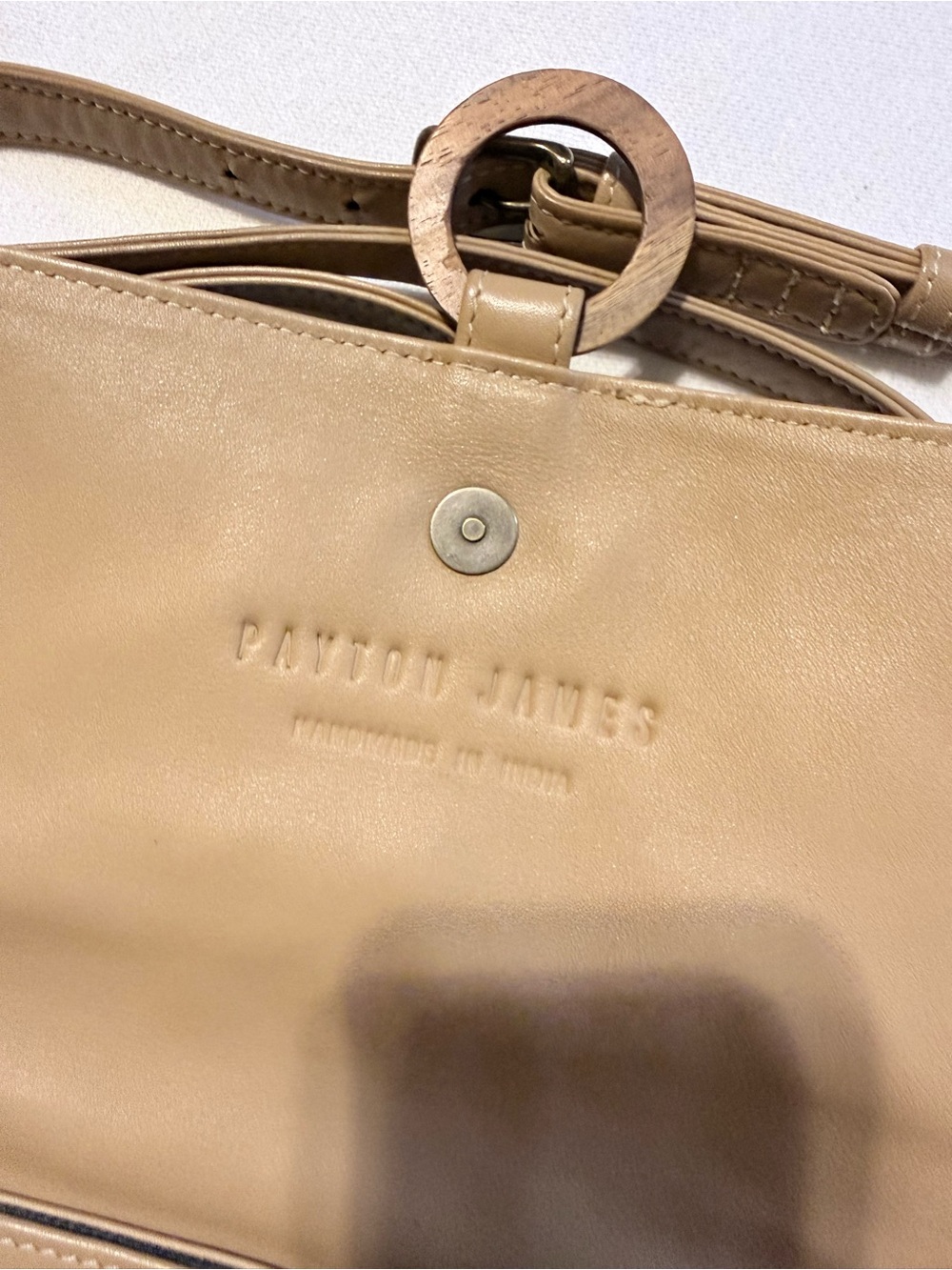 Payton James Italian Leather Wood wallet crossbody - Picture 4 of 6